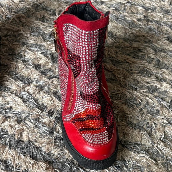Giuseppe Zanotti Red and Black Crystal Embellished Sneakers - Picture 9 of 15